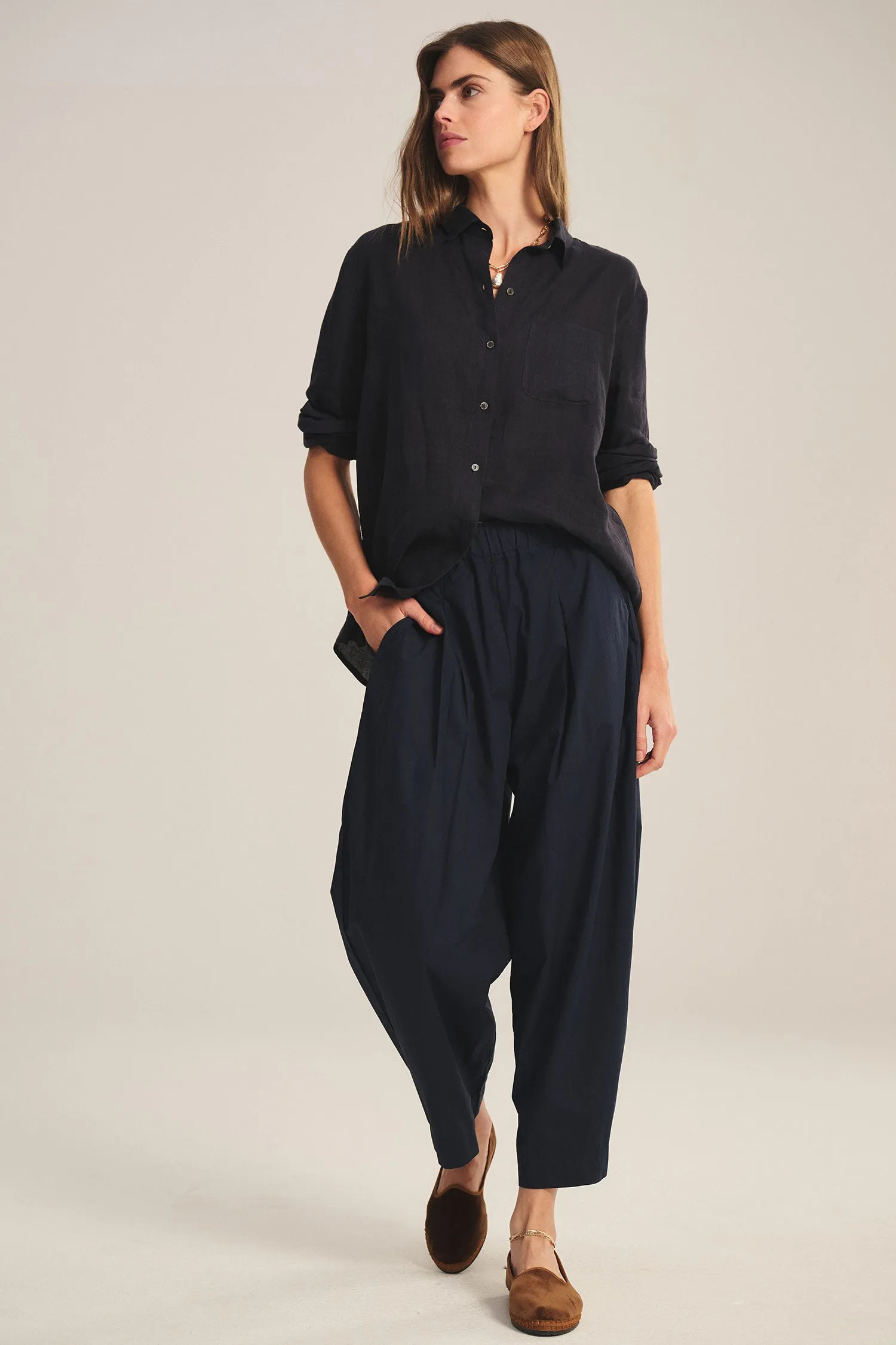 EASTON TROUSER IN MIDNIGHT sold by Velvet Tees product image thumbnail 2
