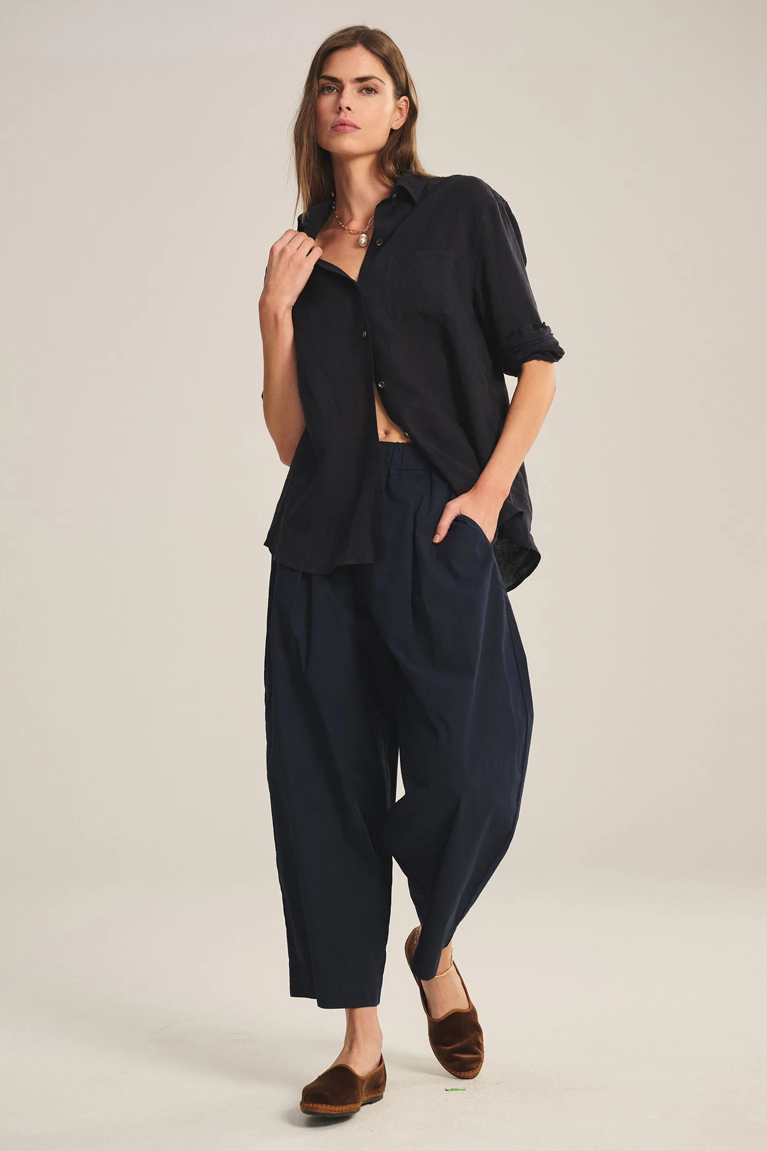 EASTON TROUSER IN MIDNIGHT sold by Velvet Tees product image thumbnail 3
