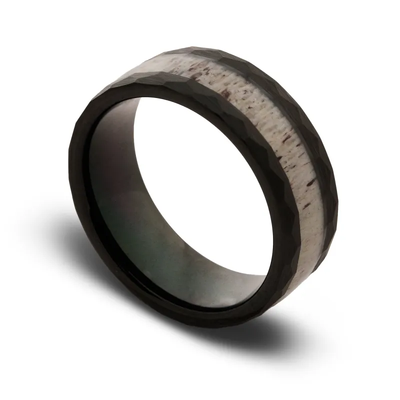 The “Stag” Ring sold by Vintage Gentlemen