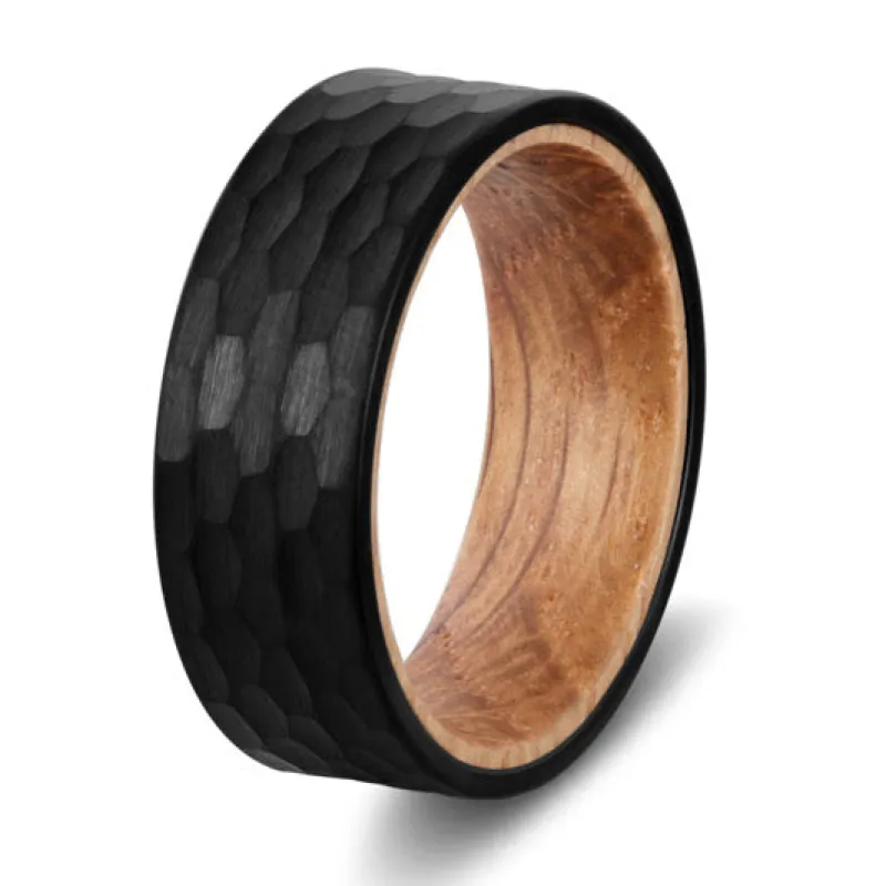 The “Ravenwood” Ring sold by Vintage Gentlemen