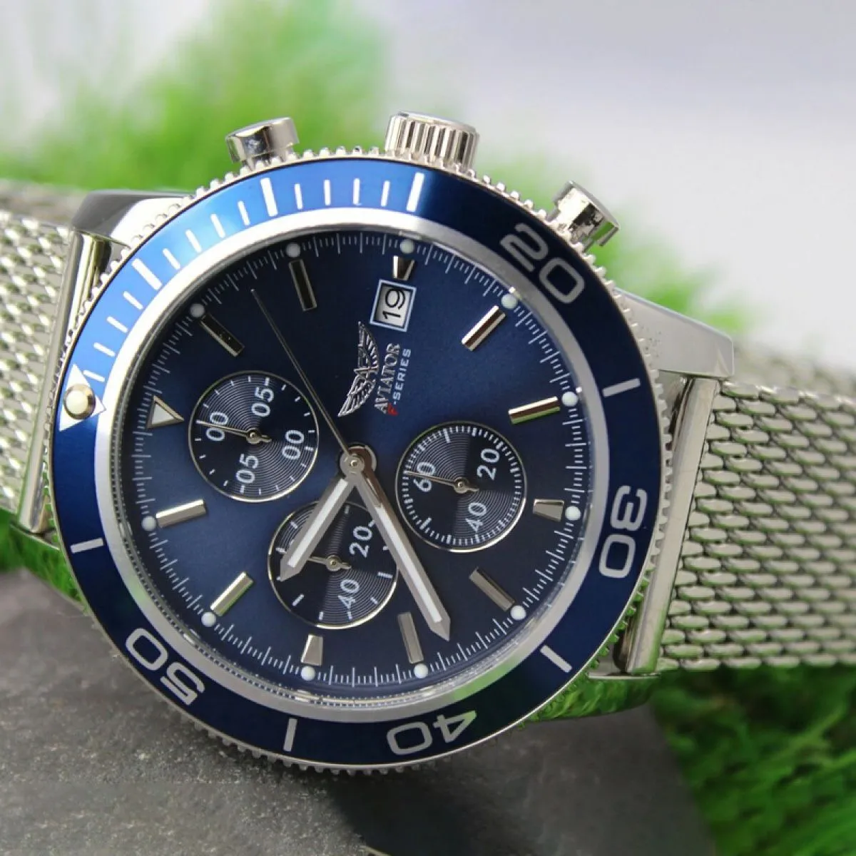 Aviator F-Series Chronograph | AVW2070G302 sold by Watch2Day product image thumbnail 4