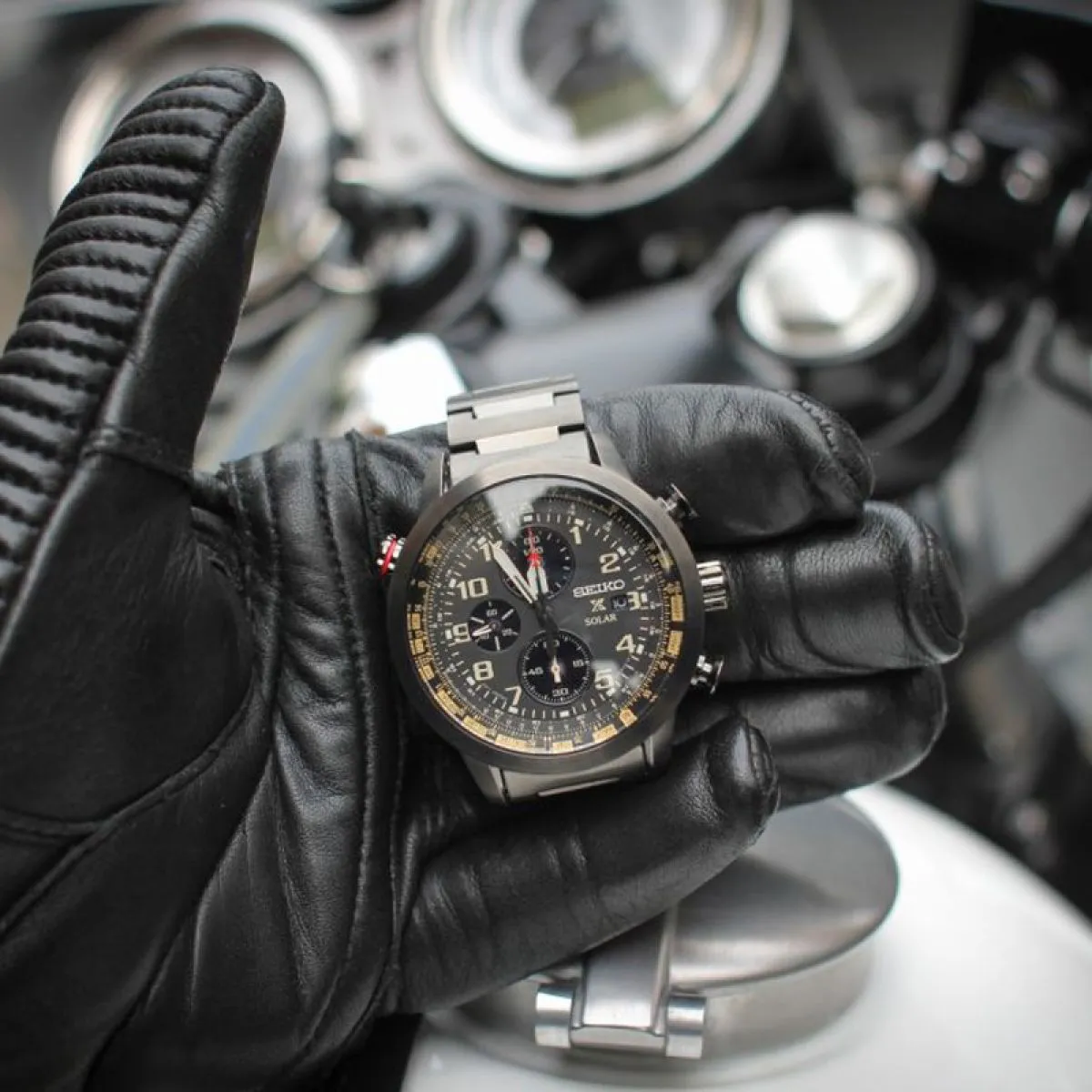 Seiko Prospex Solar full black chronograph | SSC419P1 sold by Watch2Day product image thumbnail 4