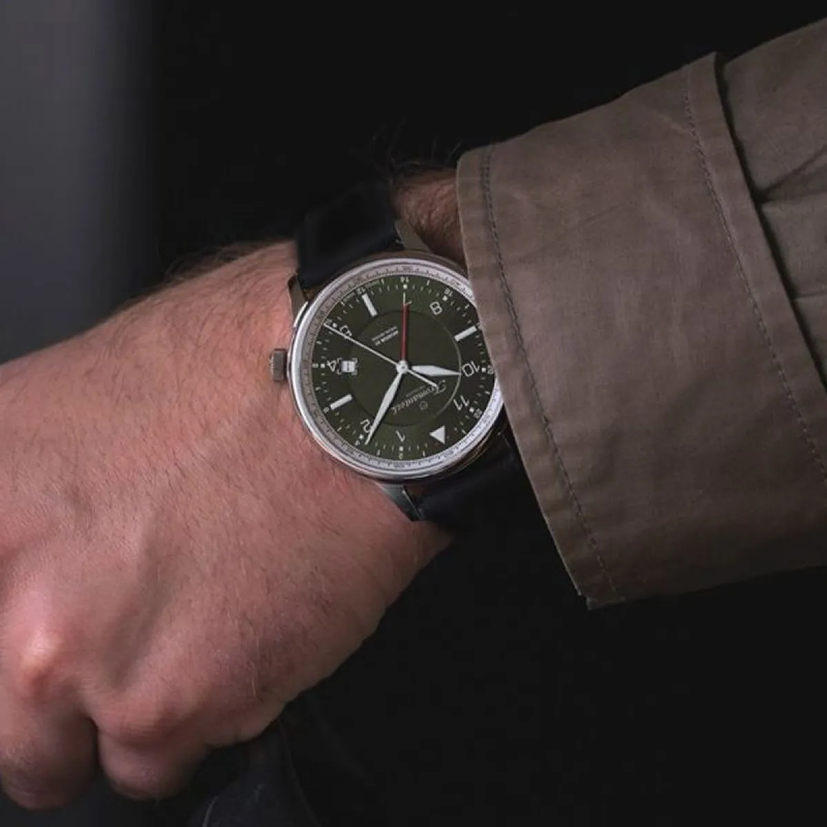 Fromanteel Aviator 01 - GMT Swiss Made - Laatste voorraad! sold by Watch2Day product image thumbnail 5