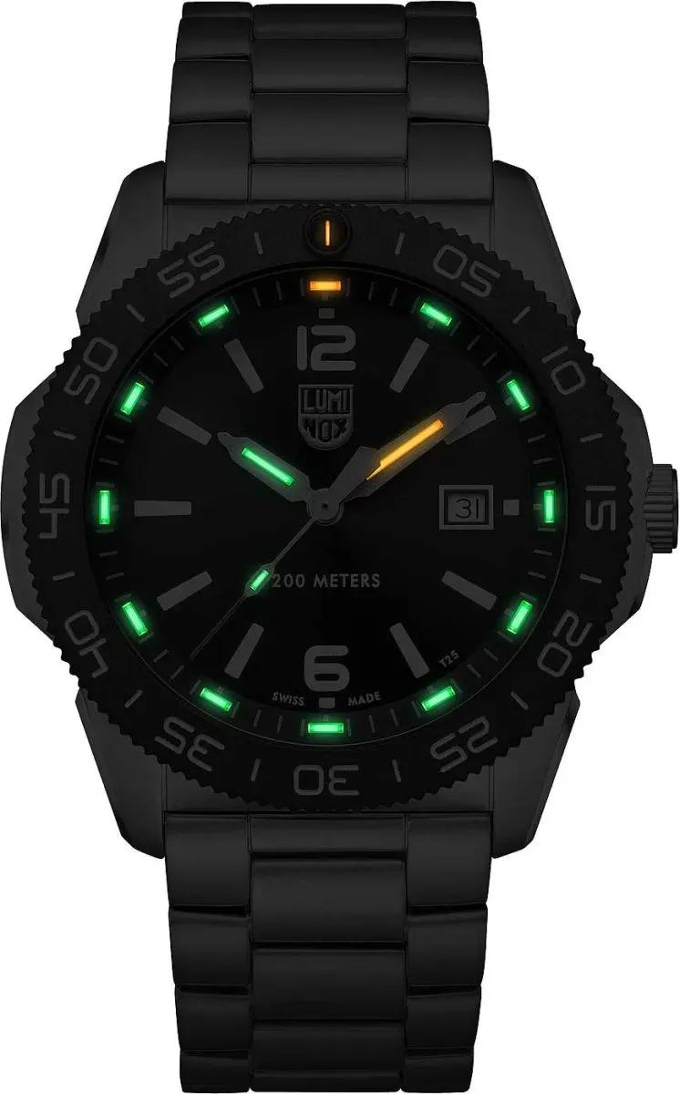 Luminox XS.3137 Heren Horloge 44mm 20 ATM sold by Watch2Day product image thumbnail 2