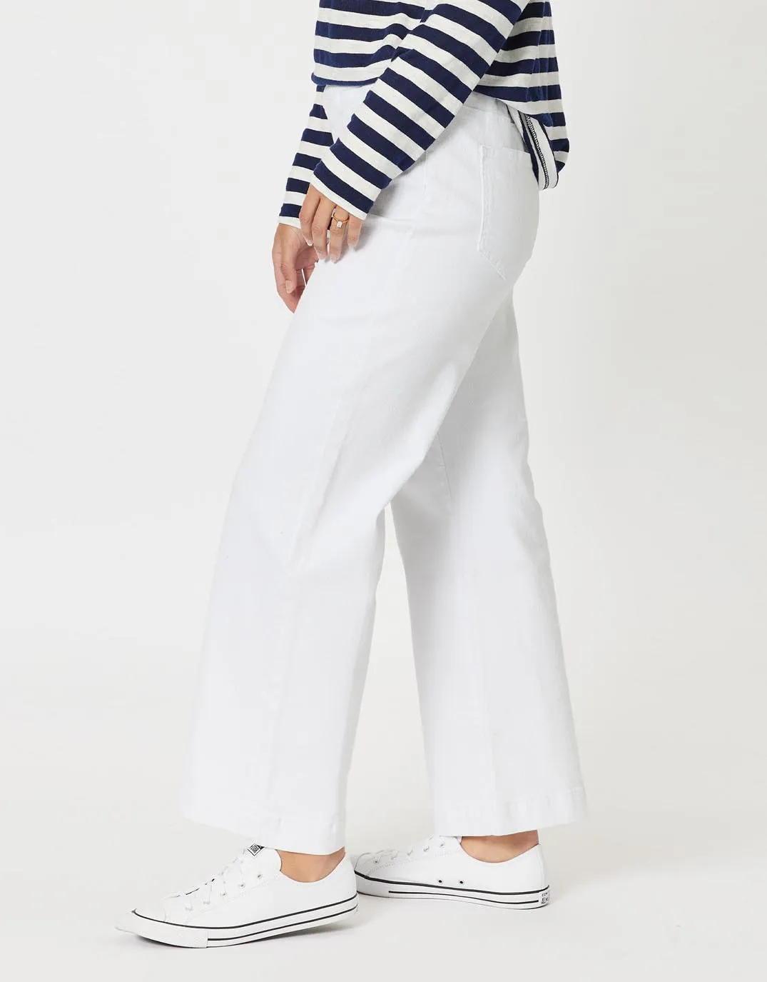 Maddy Pull On Wide Leg Jean - White sold by White & Co product image thumbnail 4