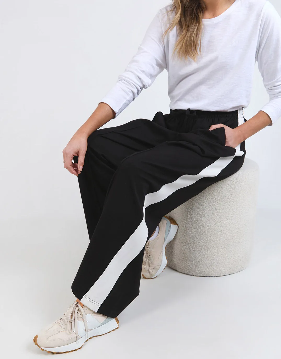 Carmen Wide Leg Pant - Black/Marshmallow sold by White & Co product image thumbnail 3