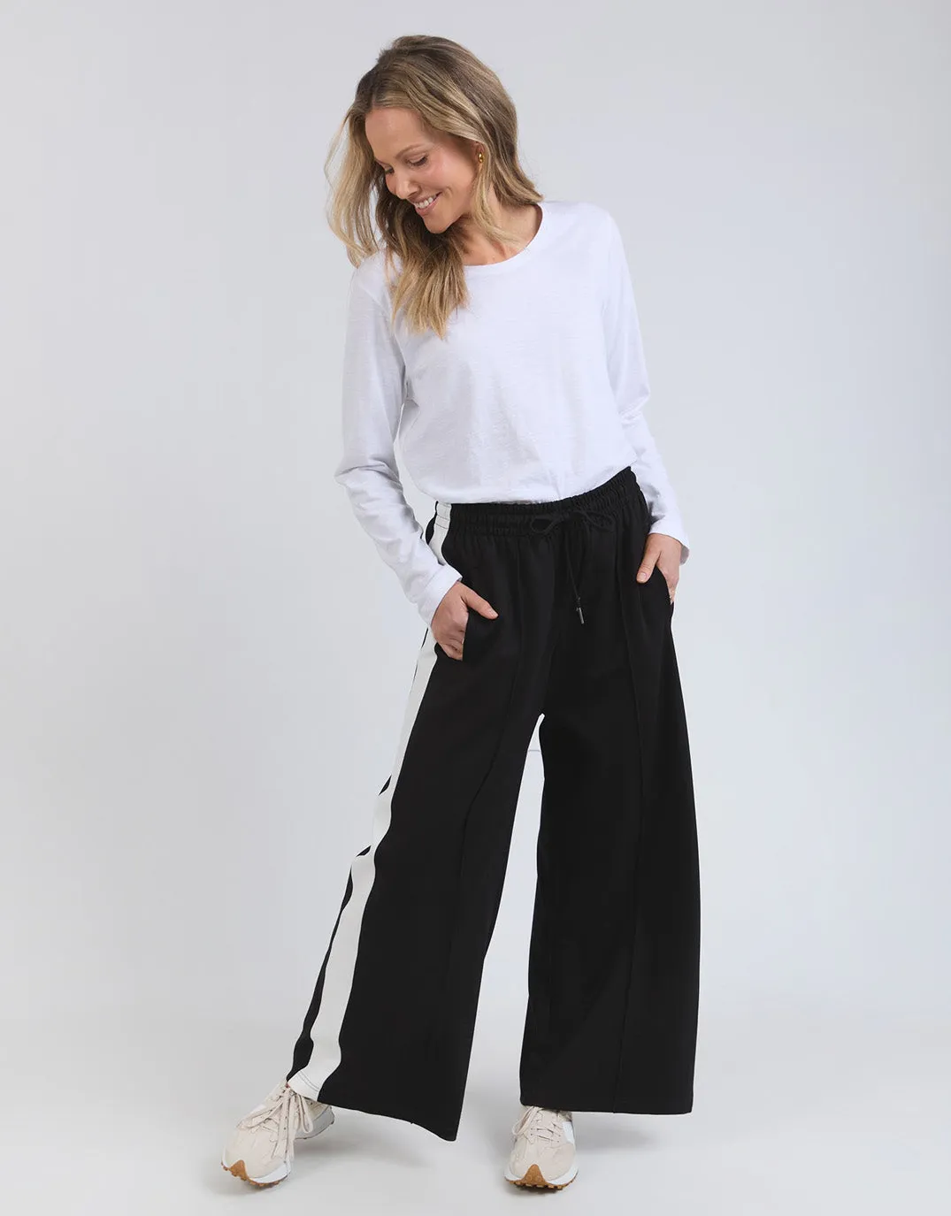 Carmen Wide Leg Pant - Black/Marshmallow sold by White & Co product image thumbnail 4