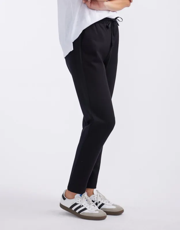Everyday Ponte Jogger - Black On Black sold by White & Co