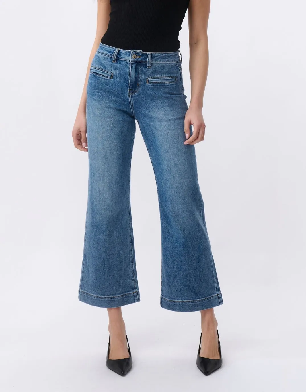 Freya Wide Leg Jeans - Dakota Wash sold by White & Co