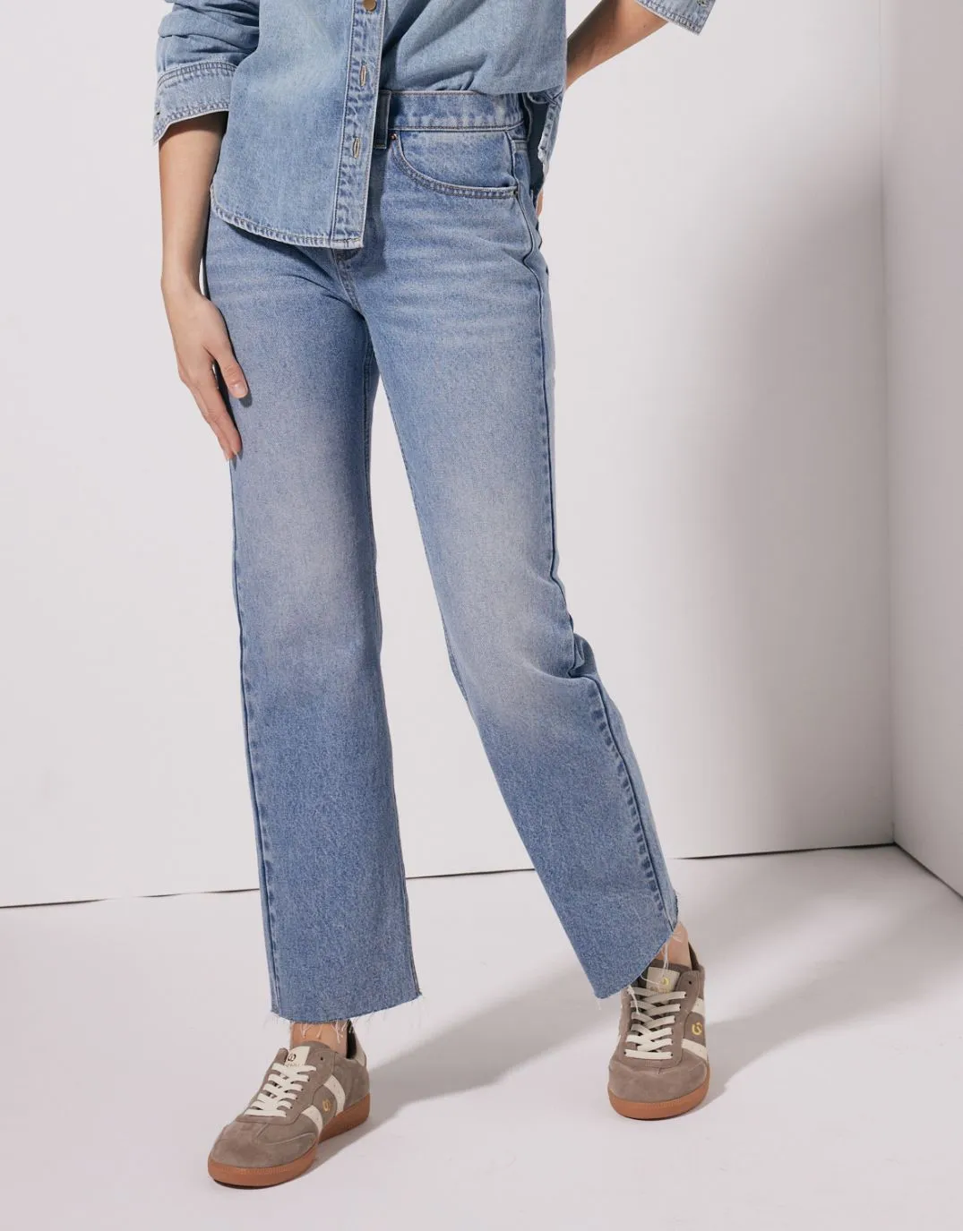 Charlotte Straight Leg Jean - Mid Wash sold by White & Co