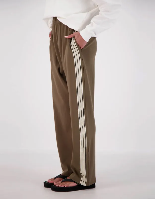 Panarea Trackpant - Olive sold by White & Co