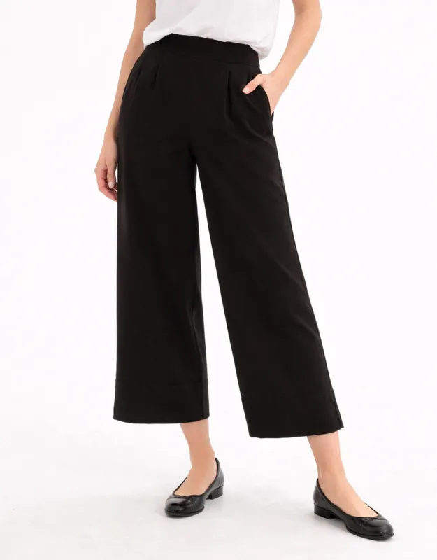 Classic Trouser - Black made by White & Co