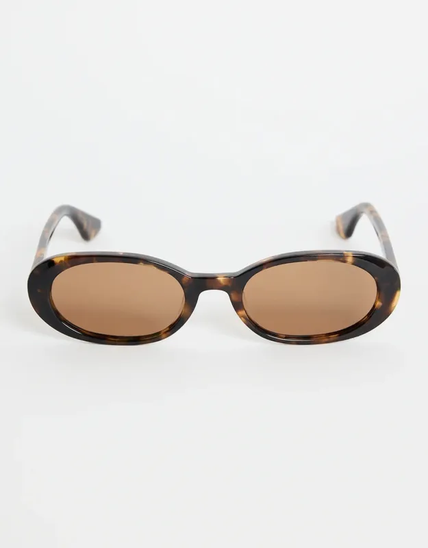 Sydney Narrow Oval Sunglasses - Tort made by White & Co