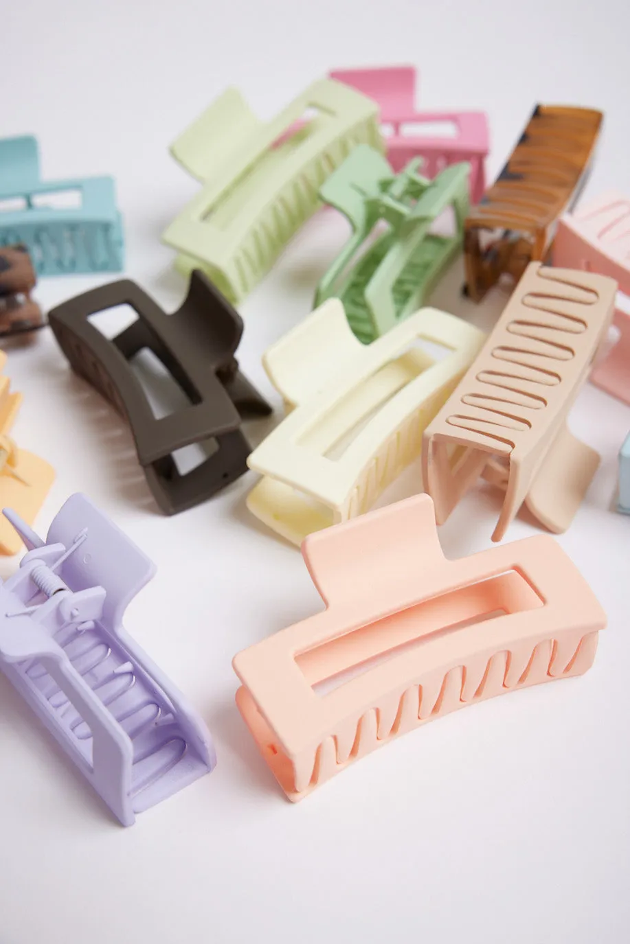 Claw Clip - Pink sold by White & Co product image thumbnail 3