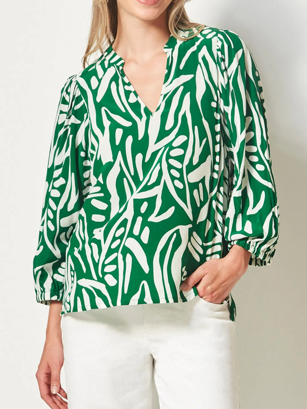 VERGE HAVEN TOP sold by Yeltuor