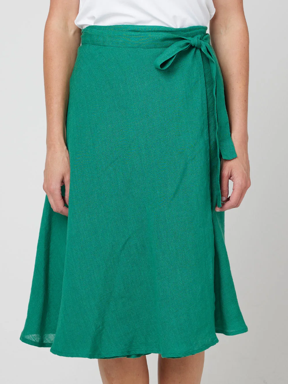 CAKE LINEN WRAP SKIRT sold by Yeltuor