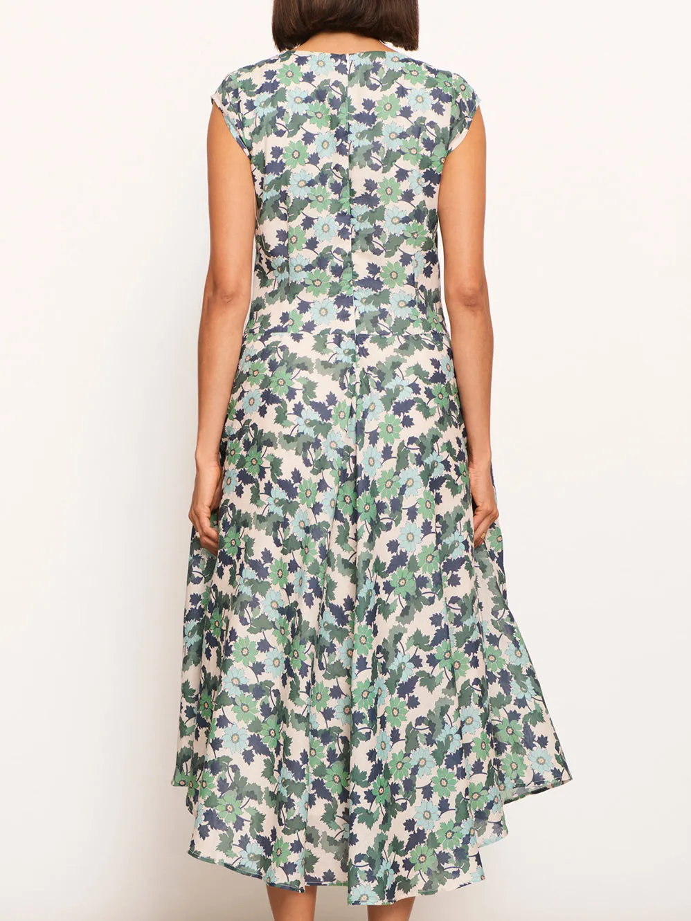 POL DELPHINE DRESS sold by Yeltuor product image thumbnail 4