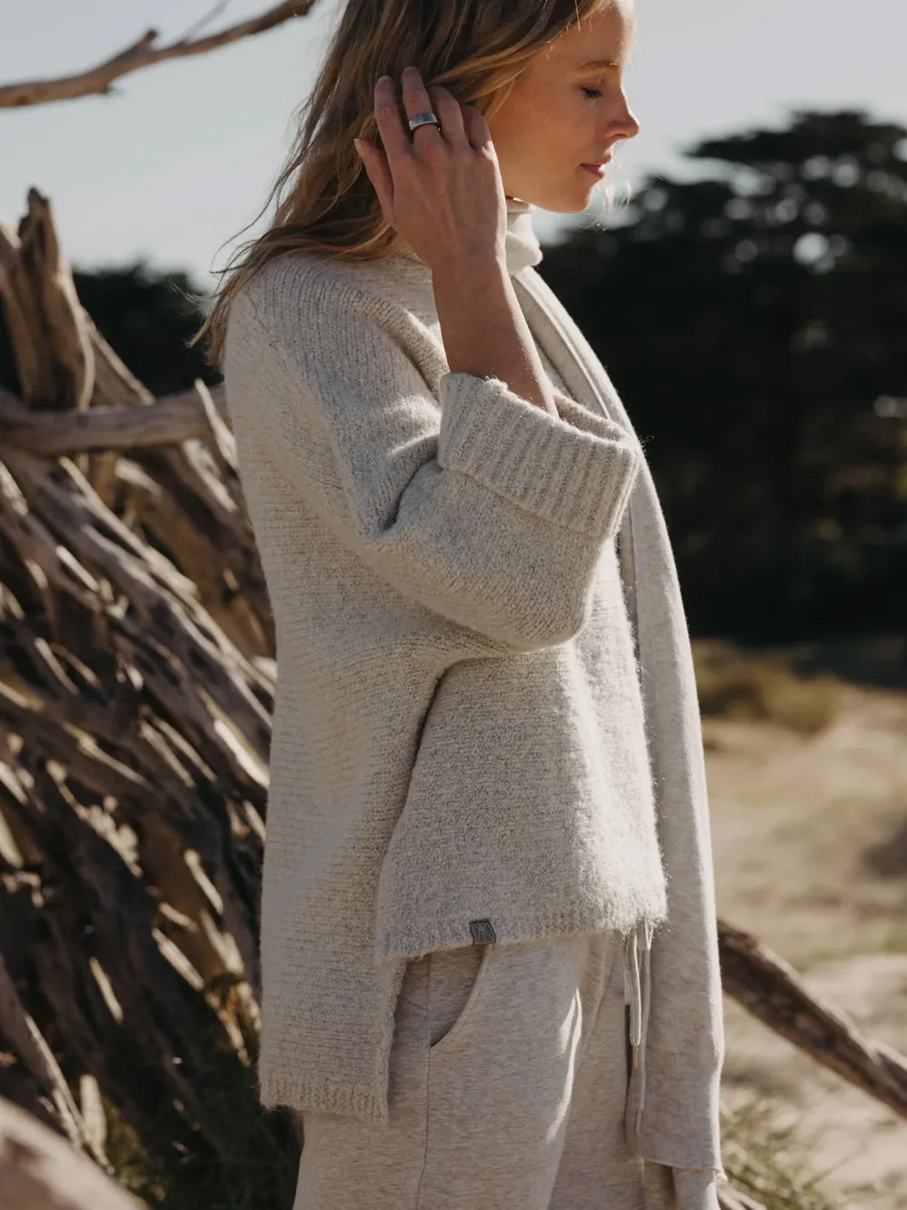 TALAMAYA EMBRACE PULLOVER sold by Yeltuor product image thumbnail 4