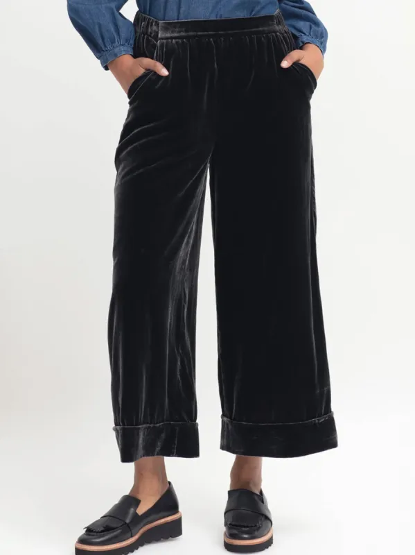 ELK METTI VELVET PANT sold by Yeltuor
