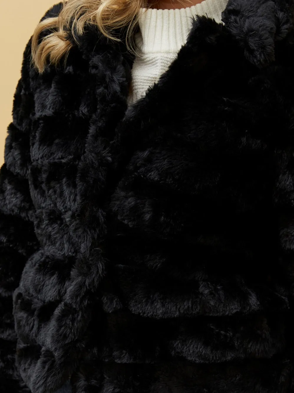 CAROLINE K MORGAN FAUX FUR CROP JACKET sold by Yeltuor product image thumbnail 3