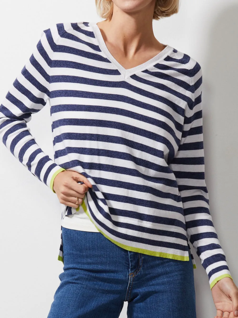 ZAKET & PLOVER ESSENTIAL STRIPE V JUMPER sold by Yeltuor product image thumbnail 4
