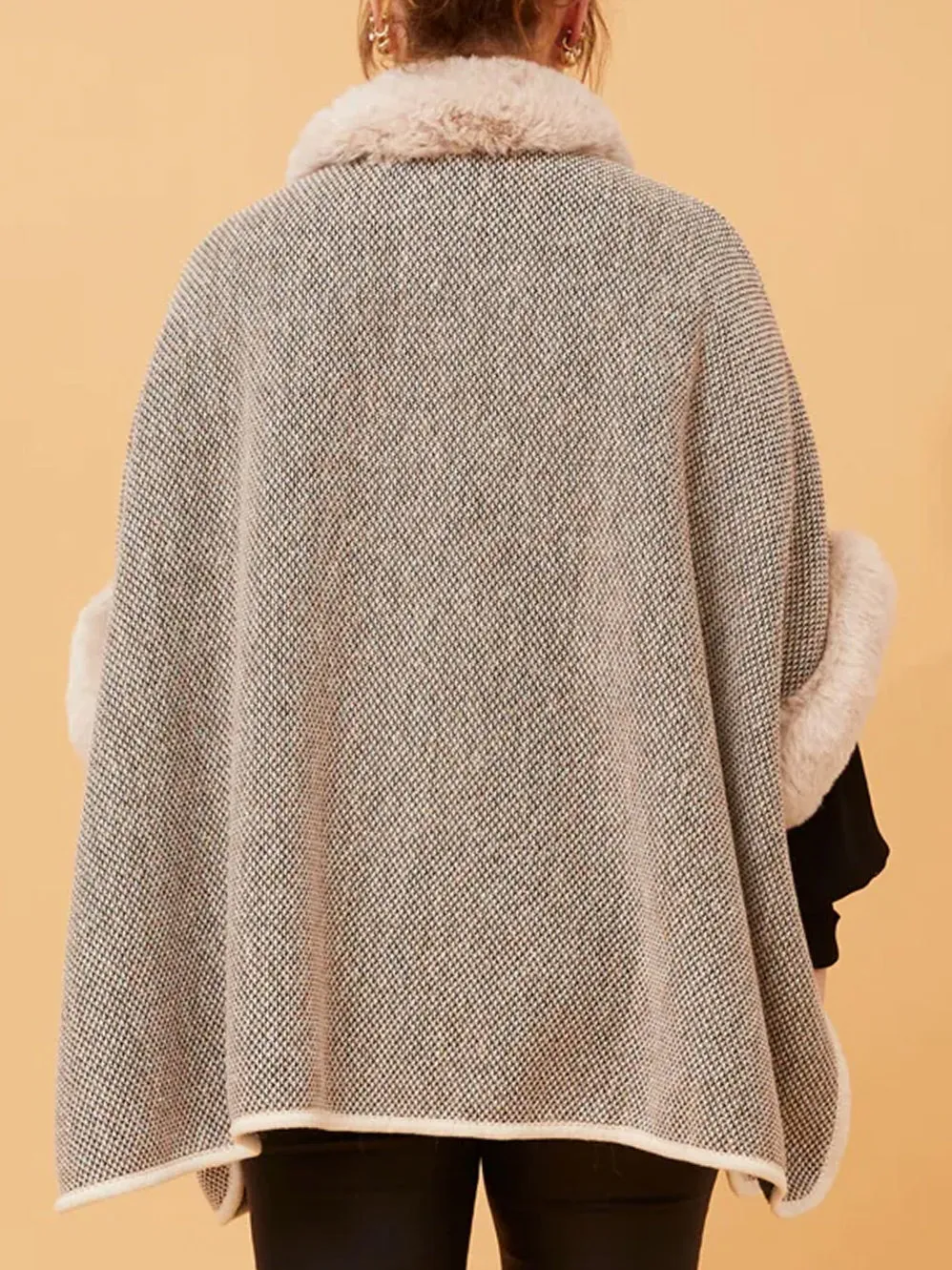 CAROLINE K MORGAN FAUX FUR TRIM PONCHO sold by Yeltuor product image thumbnail 3