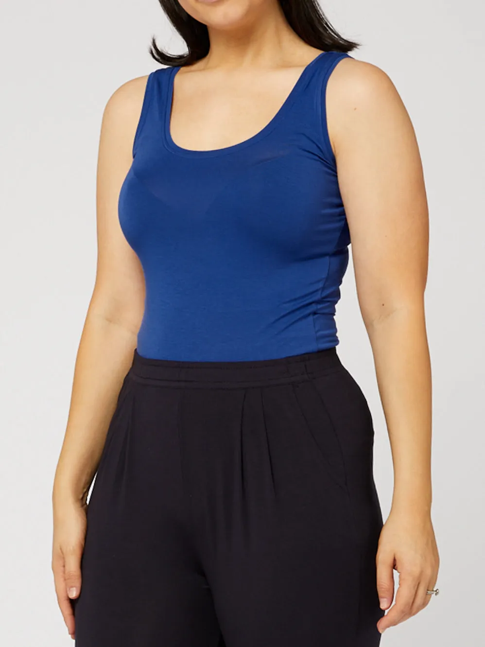 TANI SCOOP TANK sold by Yeltuor product image thumbnail 5