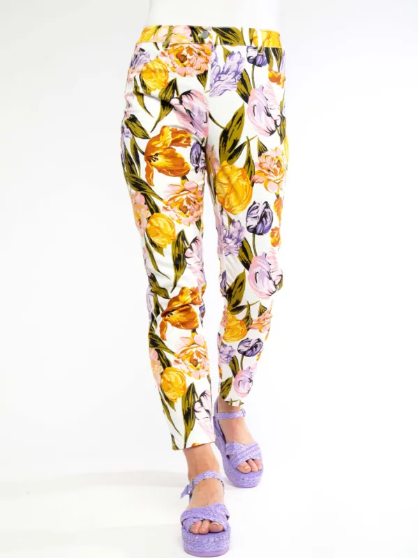 PINGPONG PRINTED CAPRI PANT sold by Yeltuor