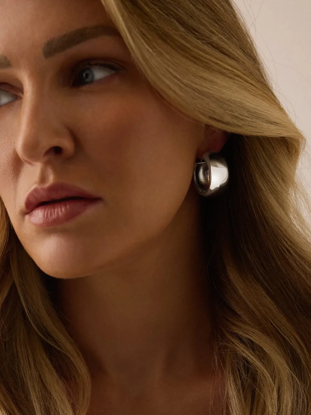 BLING BAR CIALDA HOOPS sold by Yeltuor product image thumbnail 4