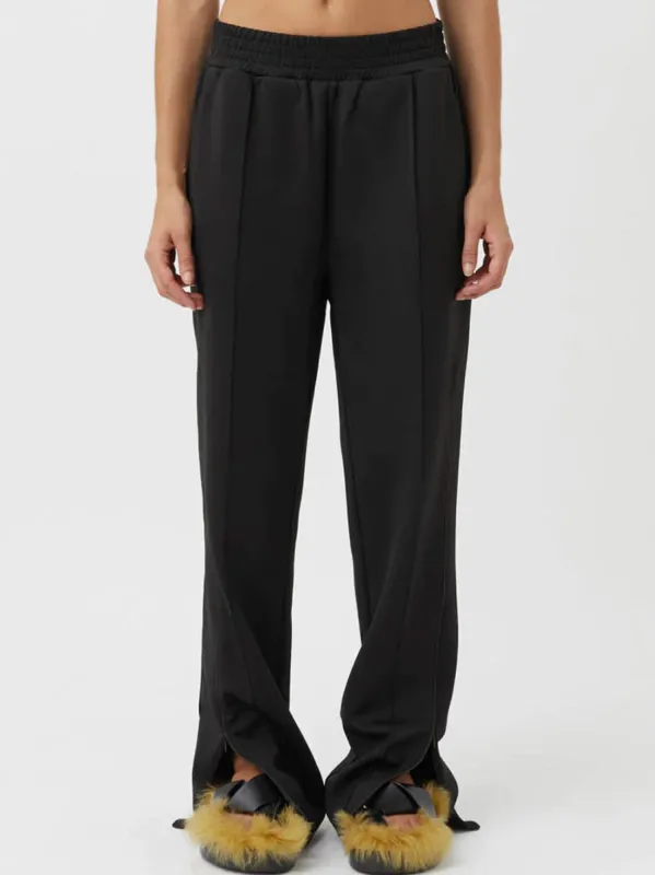 CAMILLA AND MARK ALDO PANT sold by Yeltuor