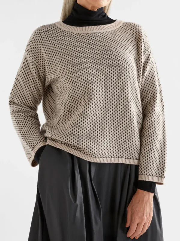 ELK BIS SWEATER sold by Yeltuor