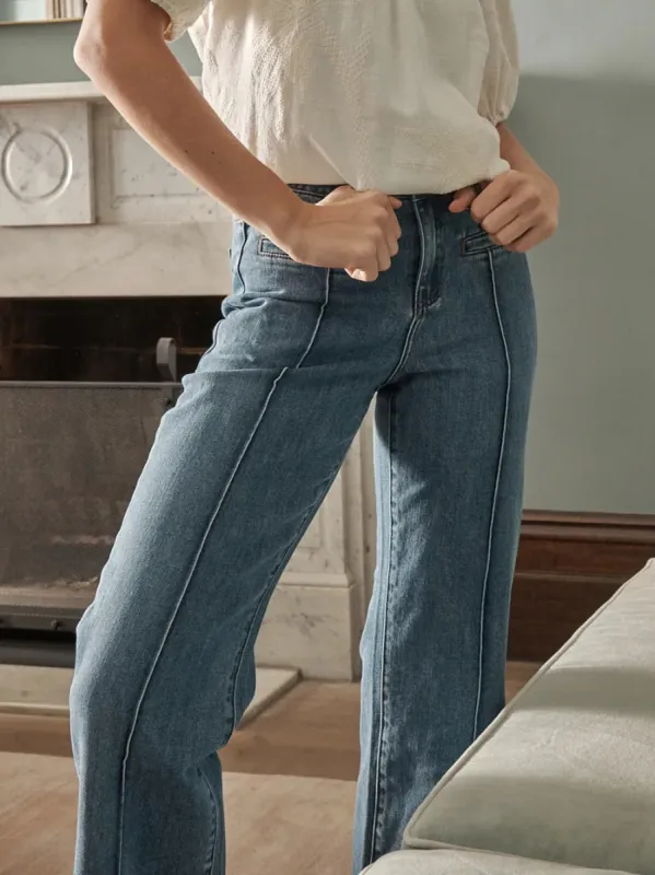 KIREINA BROOKE JEAN sold by Yeltuor