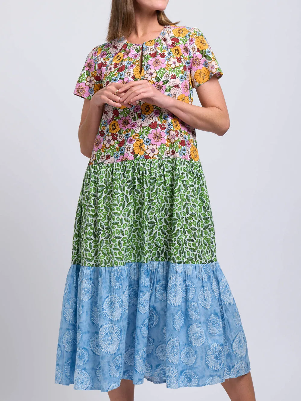 FOIL SUMMER LOVIN DRESS sold by Yeltuor