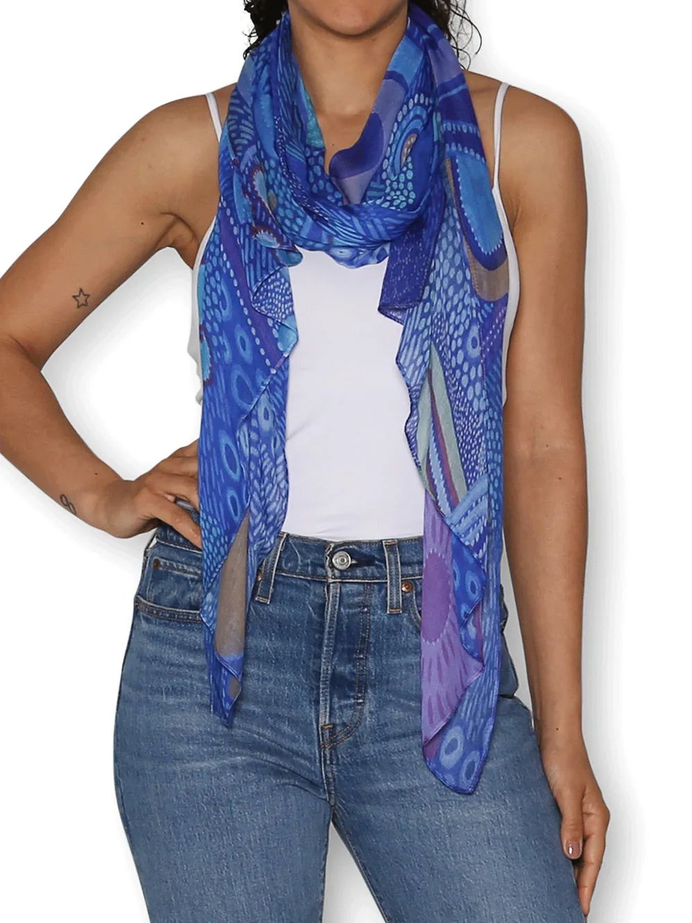 THE ARTISTS LABEL NATURES WONDERS SCARF sold by Yeltuor
