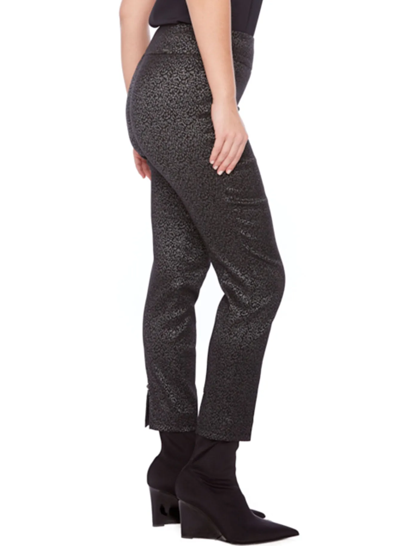 UP! 28" LUNA TECHNO ANKLE PANT sold by Yeltuor product image thumbnail 2