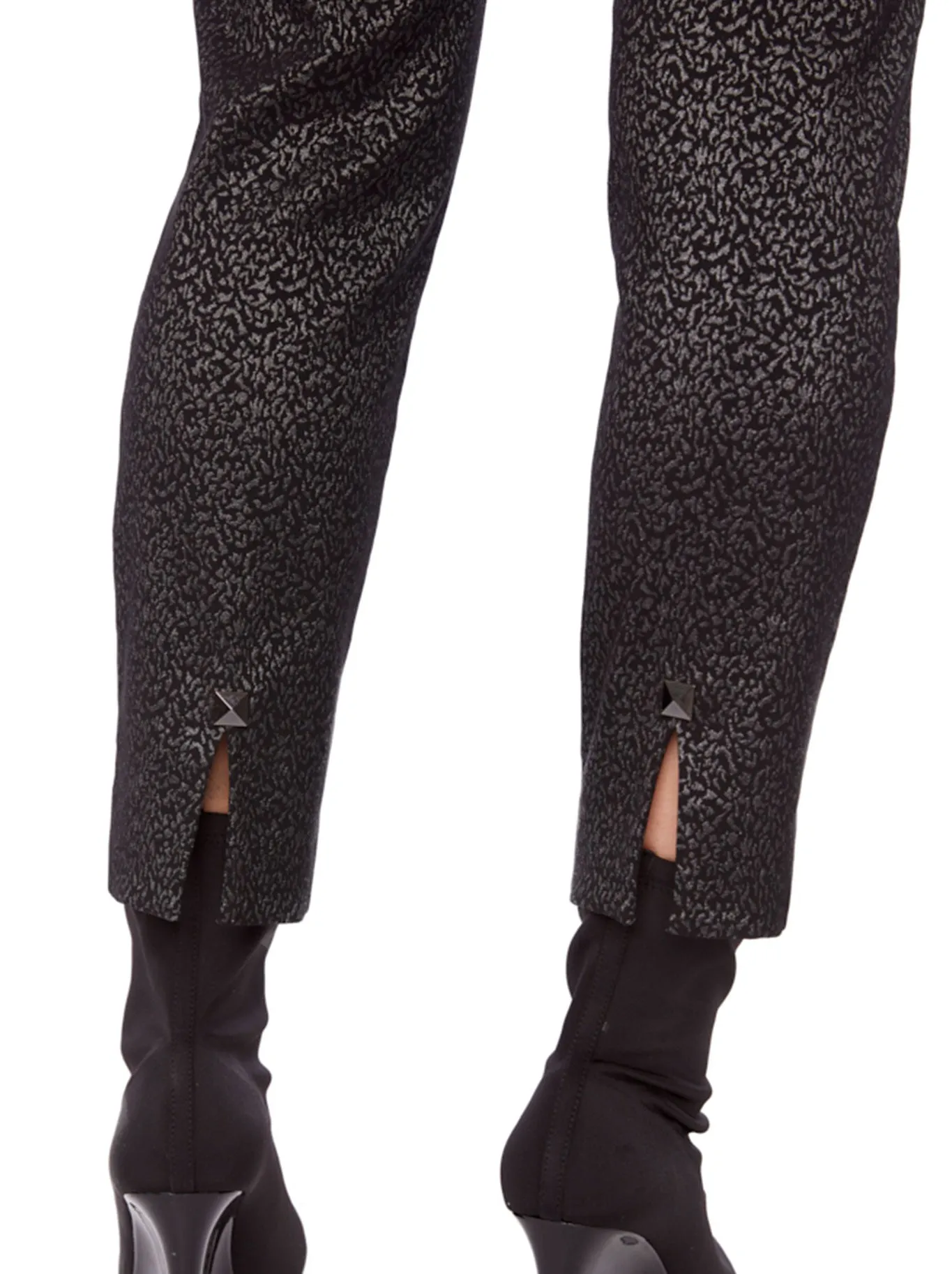 UP! 28" LUNA TECHNO ANKLE PANT sold by Yeltuor product image thumbnail 3