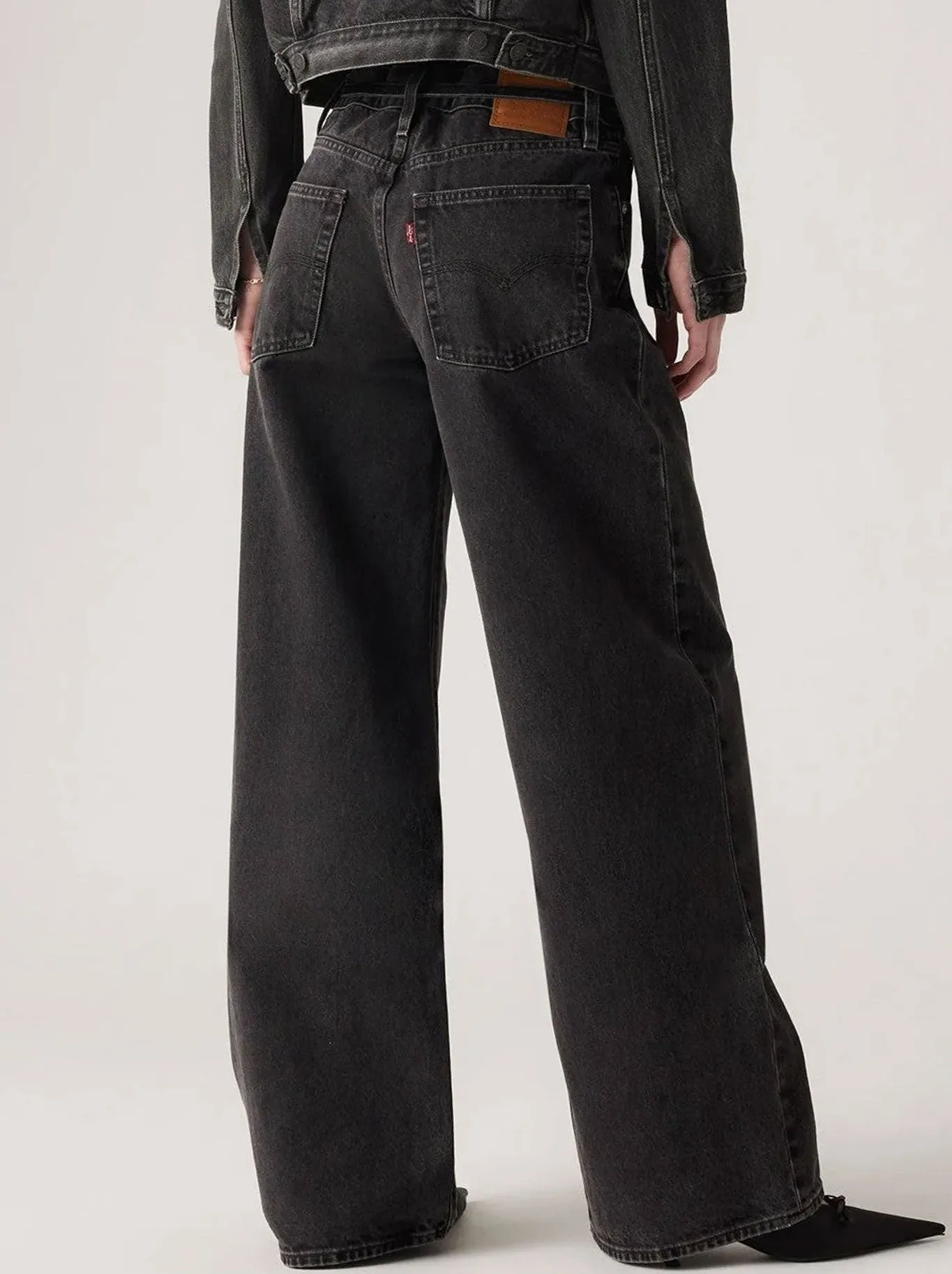 LEVI'S XL STRAIGHT JEAN sold by Yeltuor product image thumbnail 4