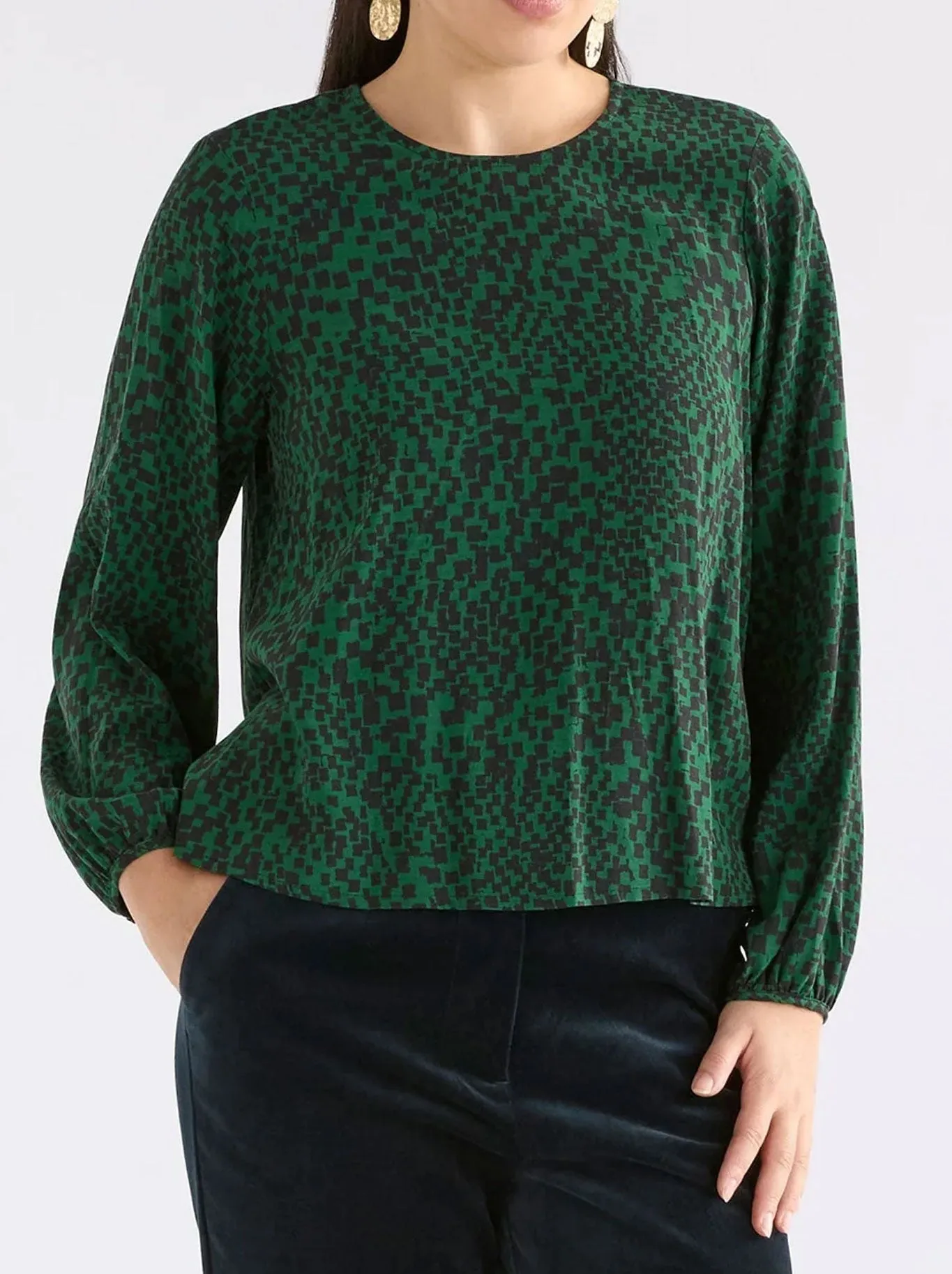 ELK MURAA TOP sold by Yeltuor