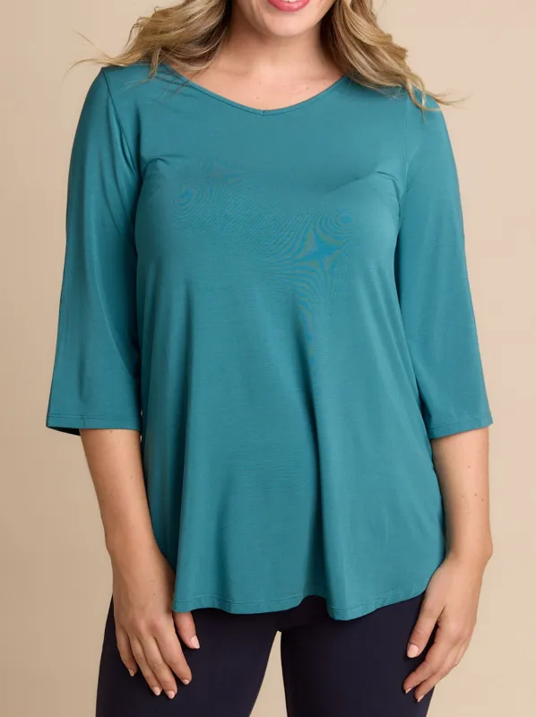 TANI TILLY 3/4 SLEEVE TOP sold by Yeltuor