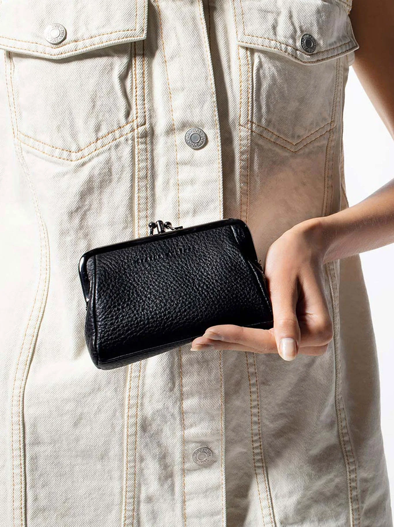 STATUS ANXIETY VOLATILE PURSE sold by Yeltuor product image thumbnail 2