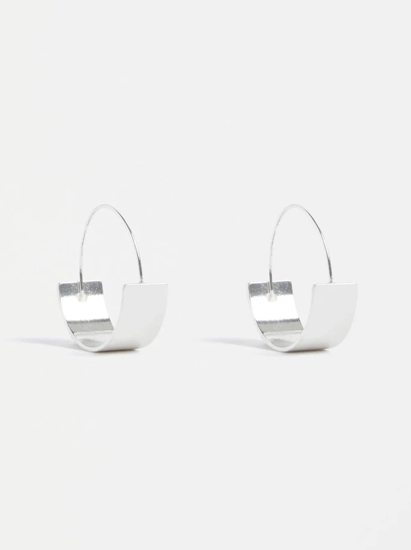 ELK TONA SMALL HOOP EARRING sold by Yeltuor product image thumbnail 3