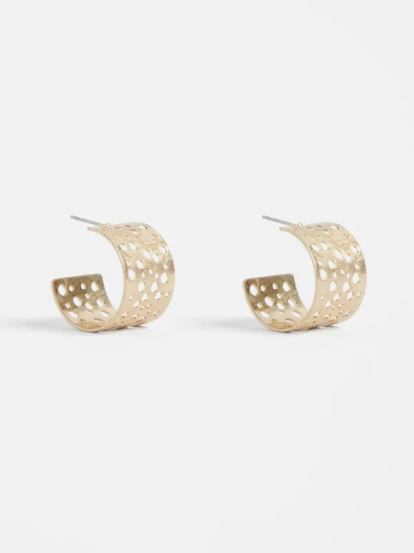 ELK HULLE TINY HOOP EARRING sold by Yeltuor