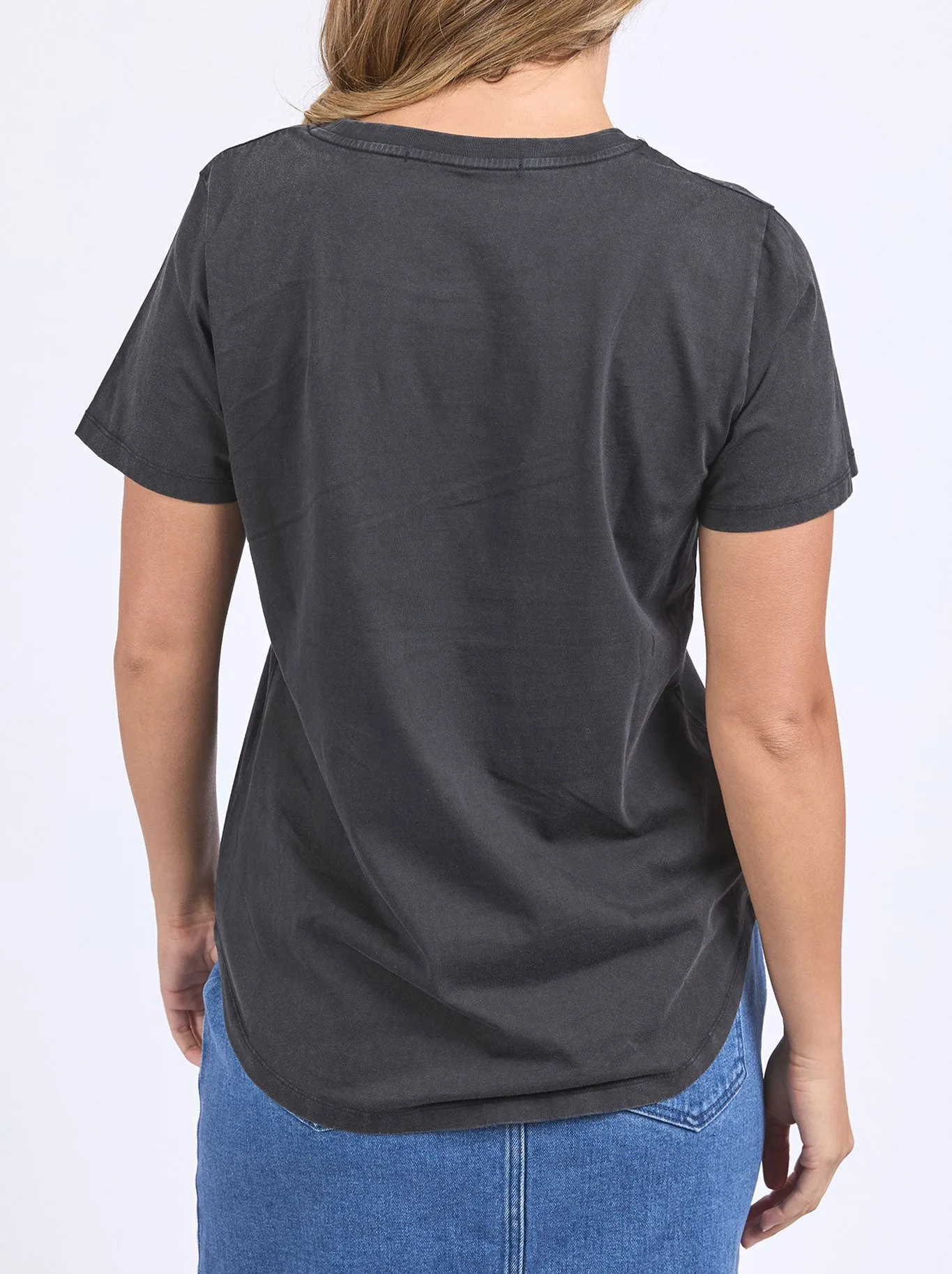 FOXWOOD FLOWERS TEE sold by Yeltuor product image thumbnail 4