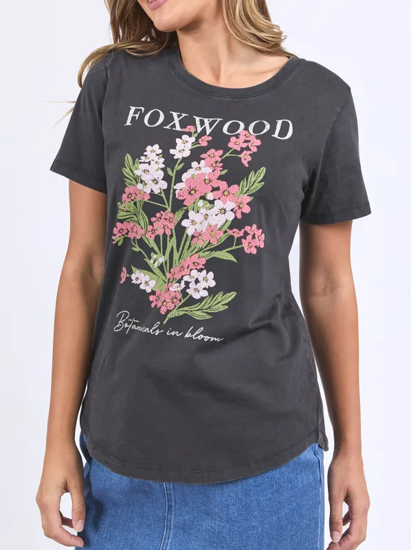 FOXWOOD FLOWERS TEE sold by Yeltuor