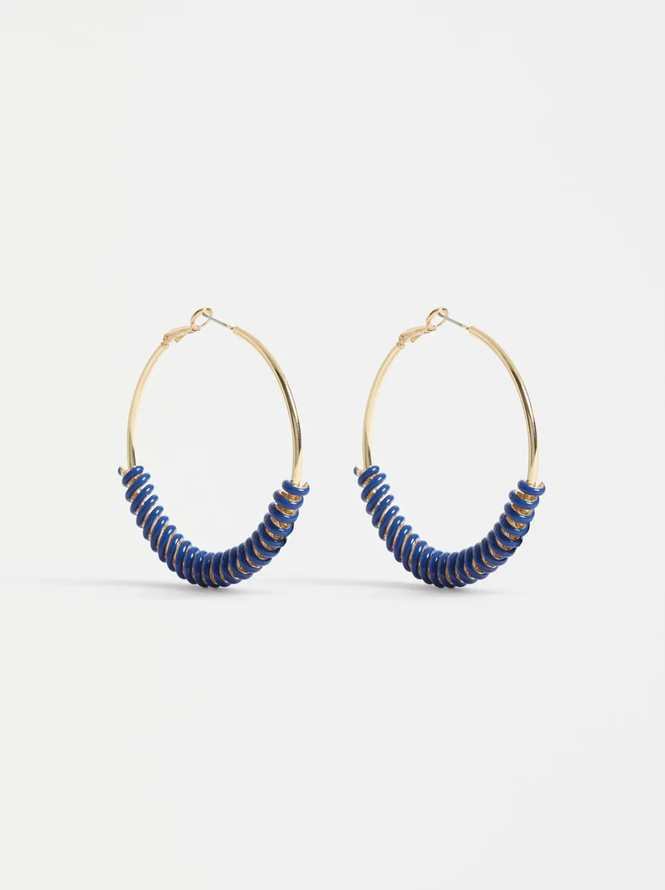 ELK VRID HOOP EARRING sold by Yeltuor