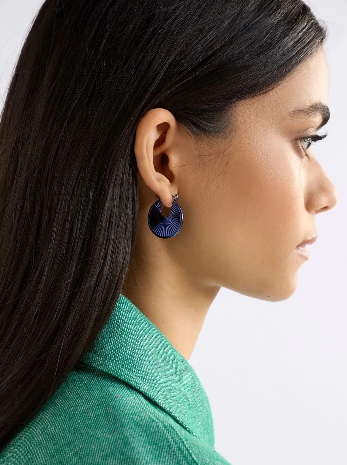 ELK SAKU HOOP EARRING sold by Yeltuor product image thumbnail 4