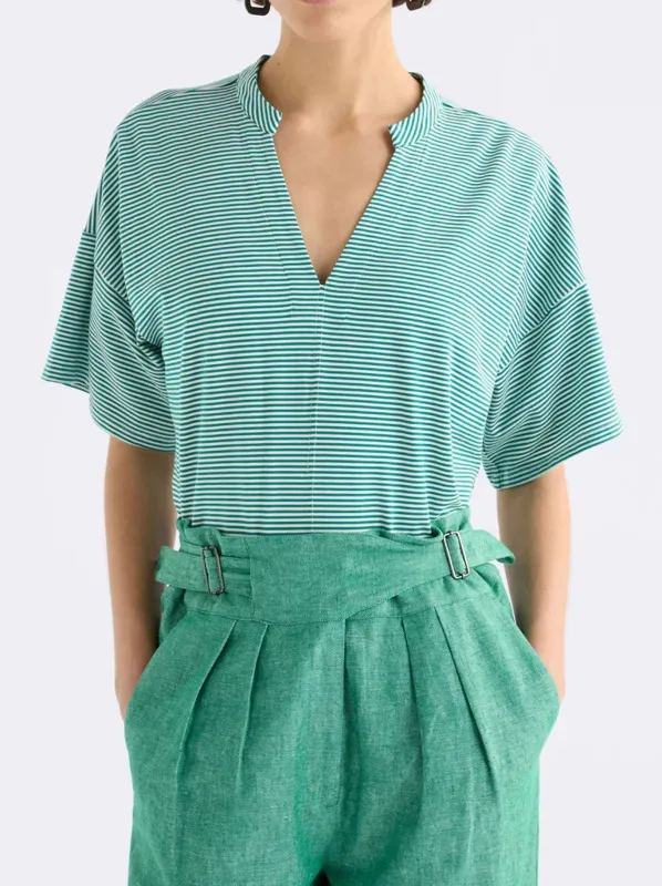 ELK EVVE T SHIRT sold by Yeltuor