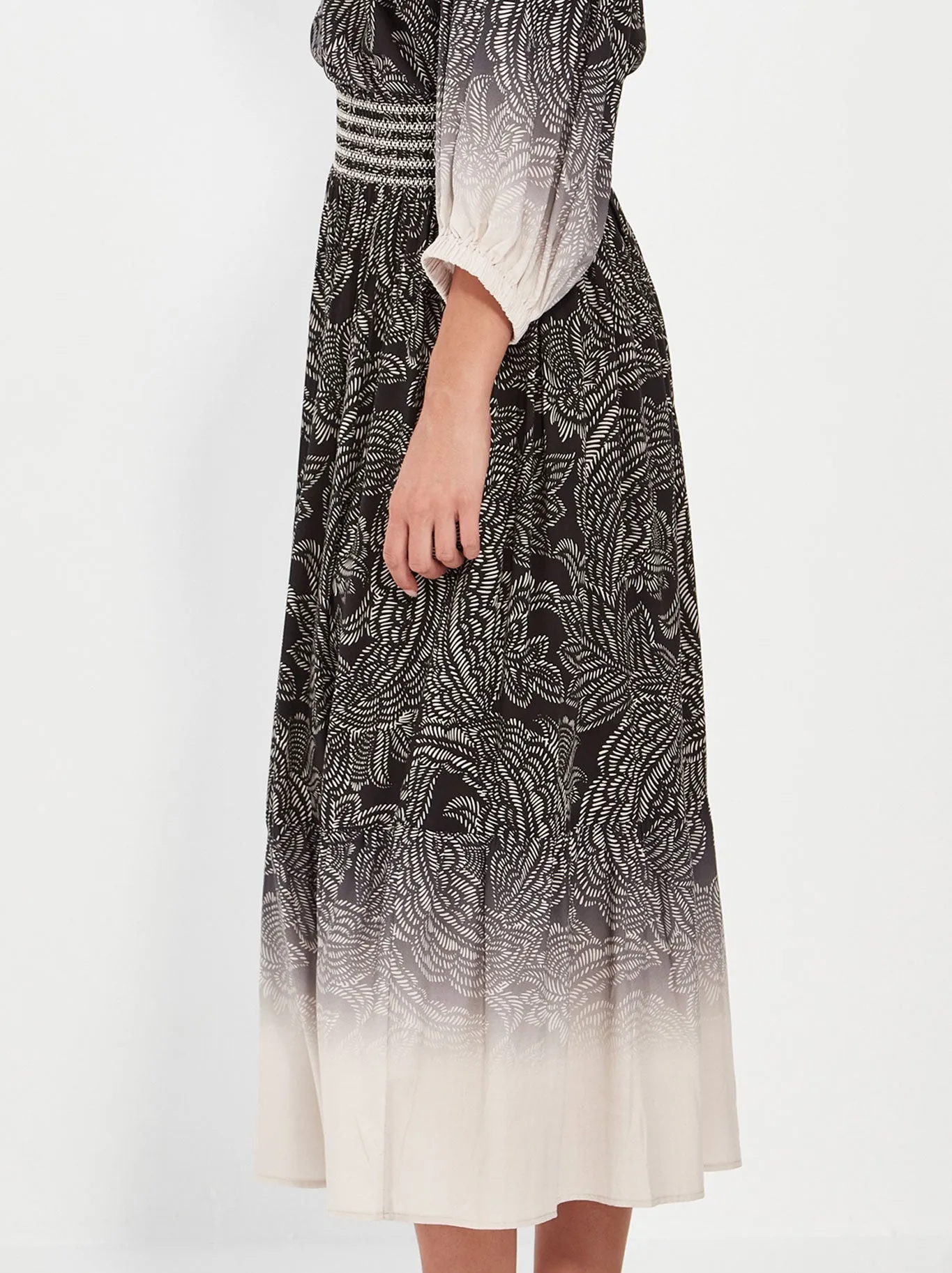 VERGE AMARA SKIRT sold by Yeltuor product image thumbnail 3