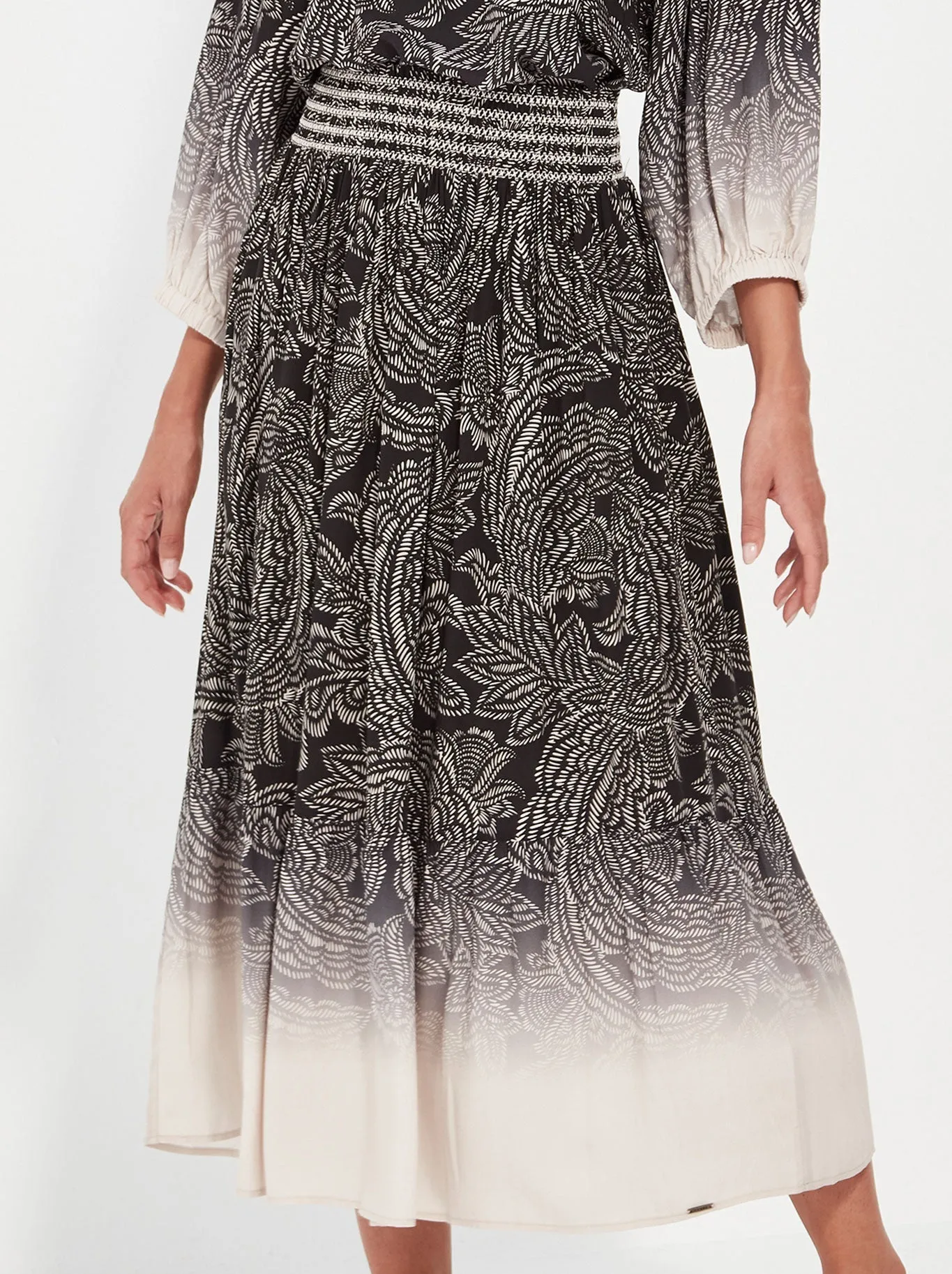 VERGE AMARA SKIRT sold by Yeltuor