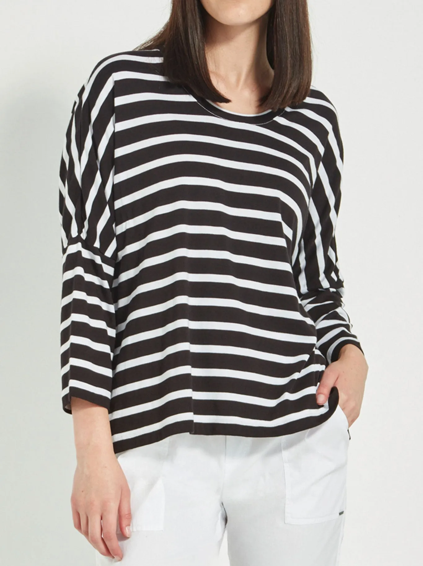 VERGE SAIL TOP sold by Yeltuor